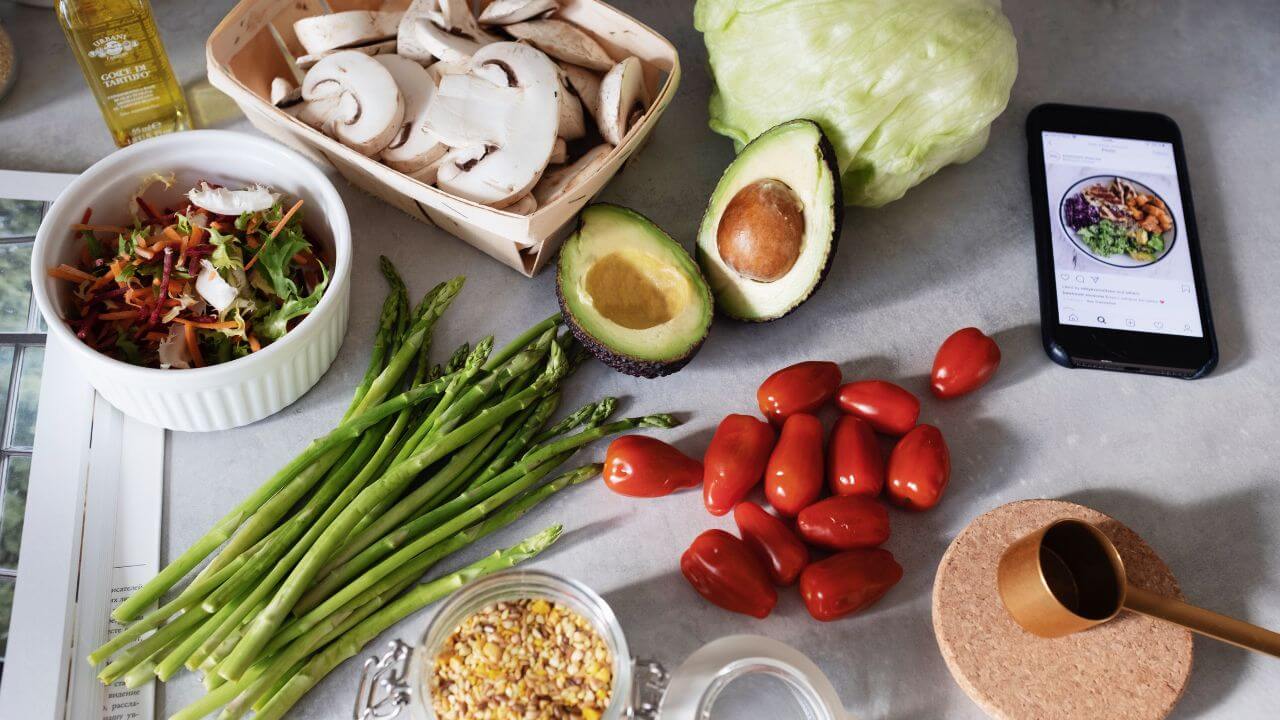 Empreender no Setor de Alimentação: O Que Você Precisa Saber